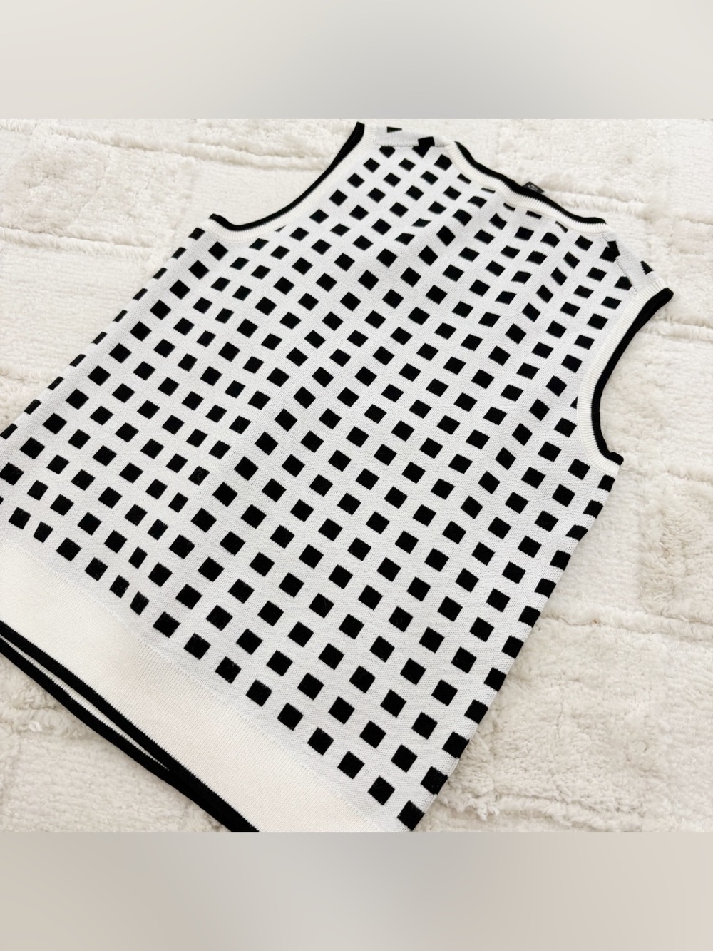 Ann Taylor Black and White Grid Sleeveless Top XS - Picture 5 of 9